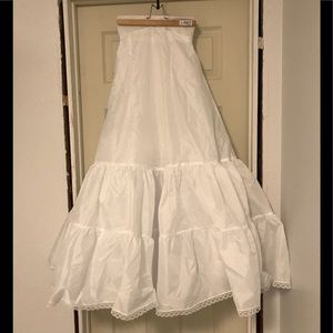 Wedding undergarment slip